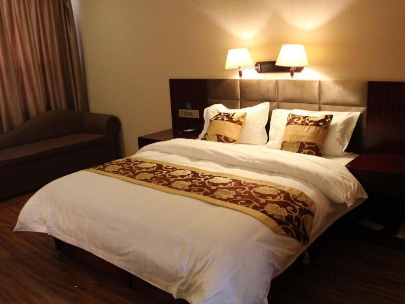 Greentree Alliance Hebei Xingtai Ningjin Phoenix Road Hotel Bagian luar foto